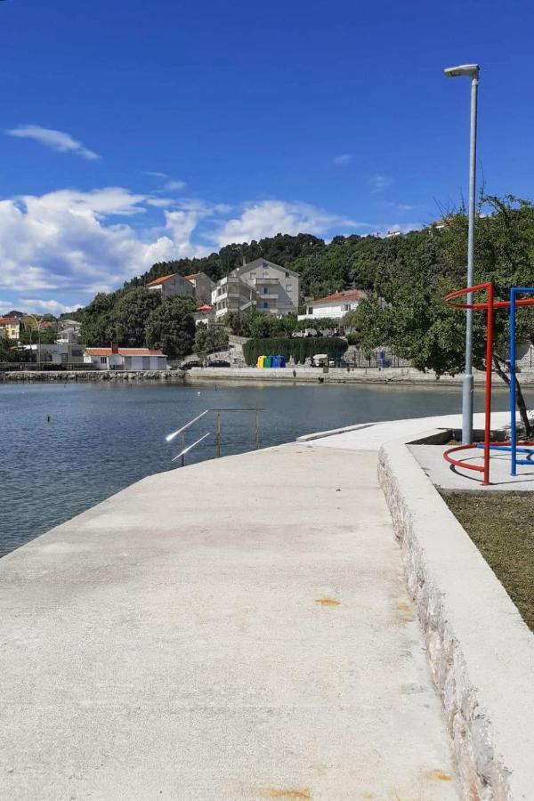 Apartments By The Sea Kampor, Rab - 4986 Екстериор снимка